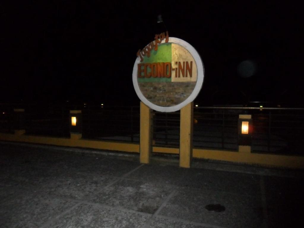 Tagaytay Econo Hotel تاجيتاي المظهر الخارجي الصورة