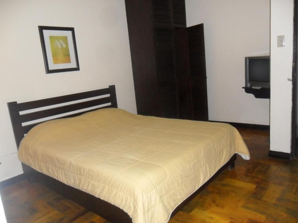 Tagaytay Econo Hotel تاجيتاي الغرفة الصورة