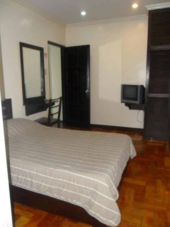 Tagaytay Econo Hotel تاجيتاي الغرفة الصورة